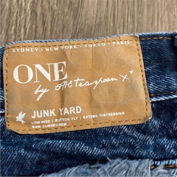 One Teaspoon Junkyard Distressed Blue Jean‎ Skirt Size 25 - Picture 7 of 15